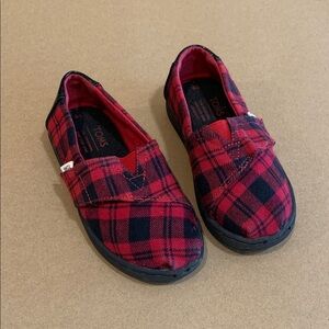 TOMS Kids Black and Red Plaid Moccasins